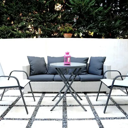 Olive And Orange * Mystras